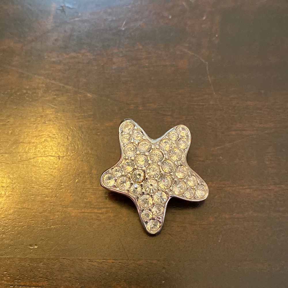 Stunning Swarovski Star Fish Brooch